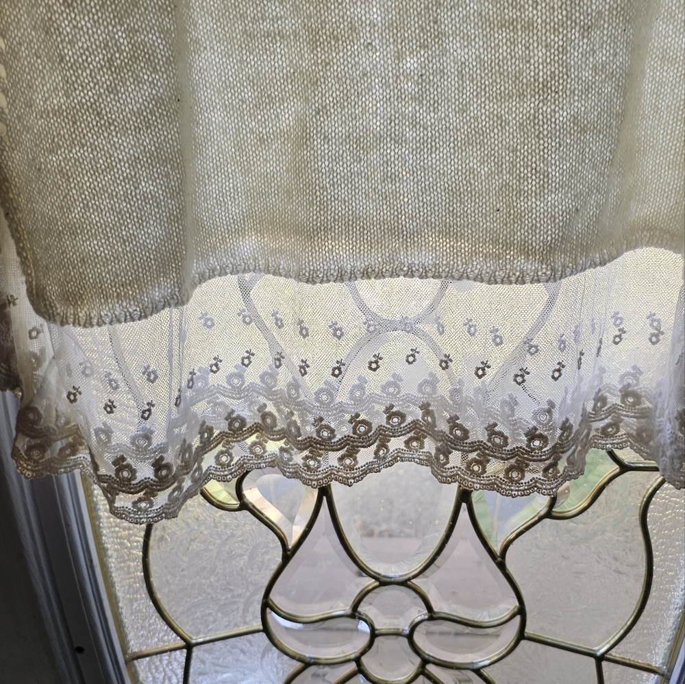 Sweater - Picture 3 of 6